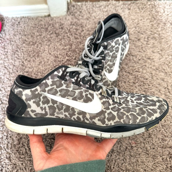 Nike Shoes - Nike Women's Sneakers